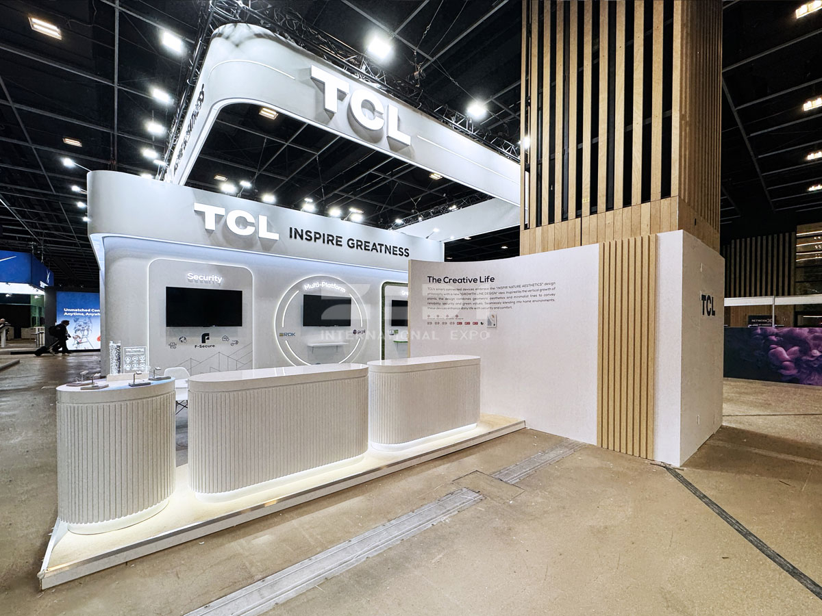 法國巴黎寬帶展臺(tái)布置