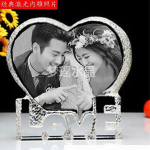 水晶內(nèi)雕禮品定制