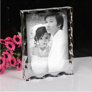 水晶內(nèi)雕禮品定制